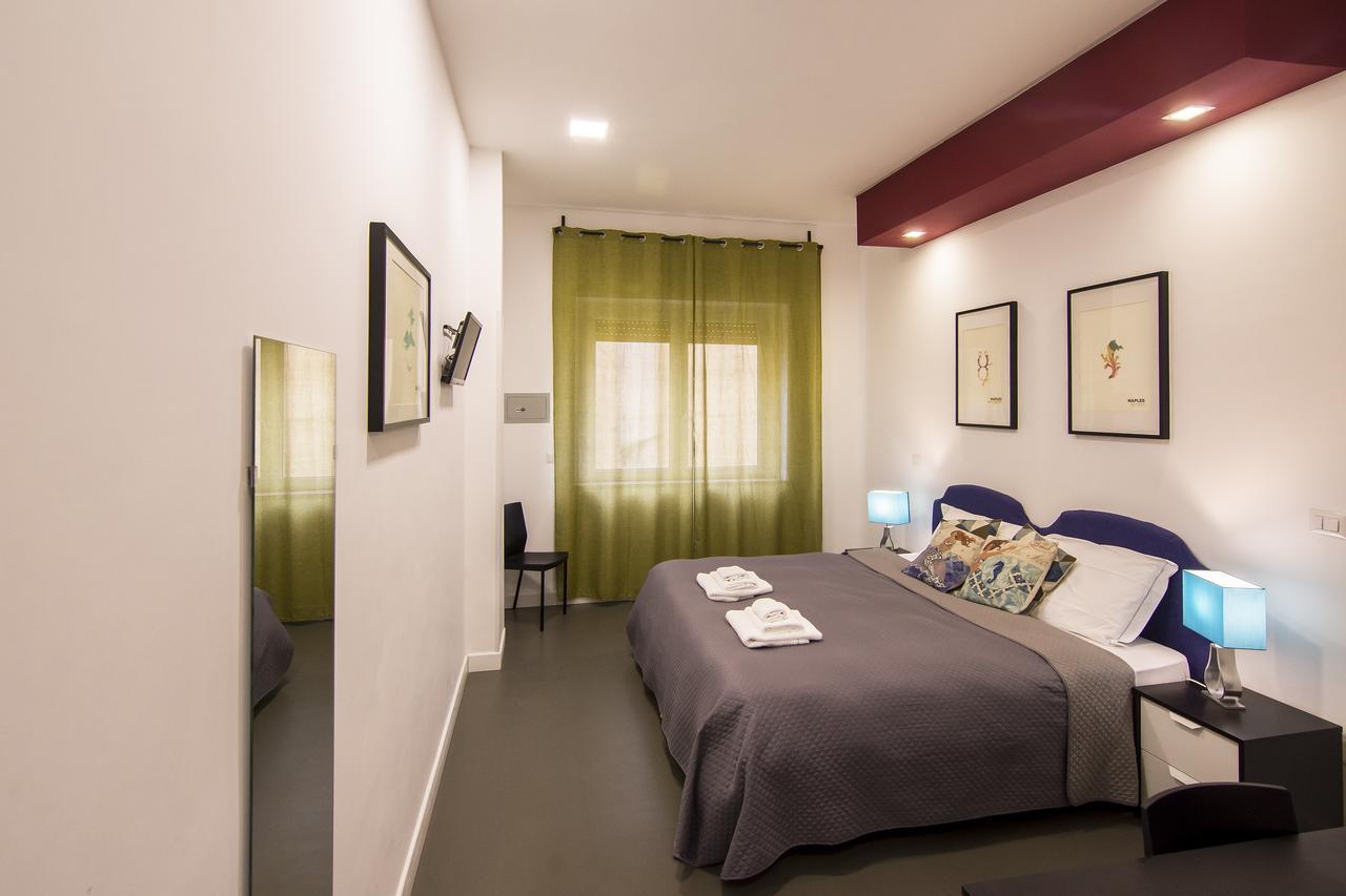 B&B Sirena Partenope Napoli Bagian luar foto