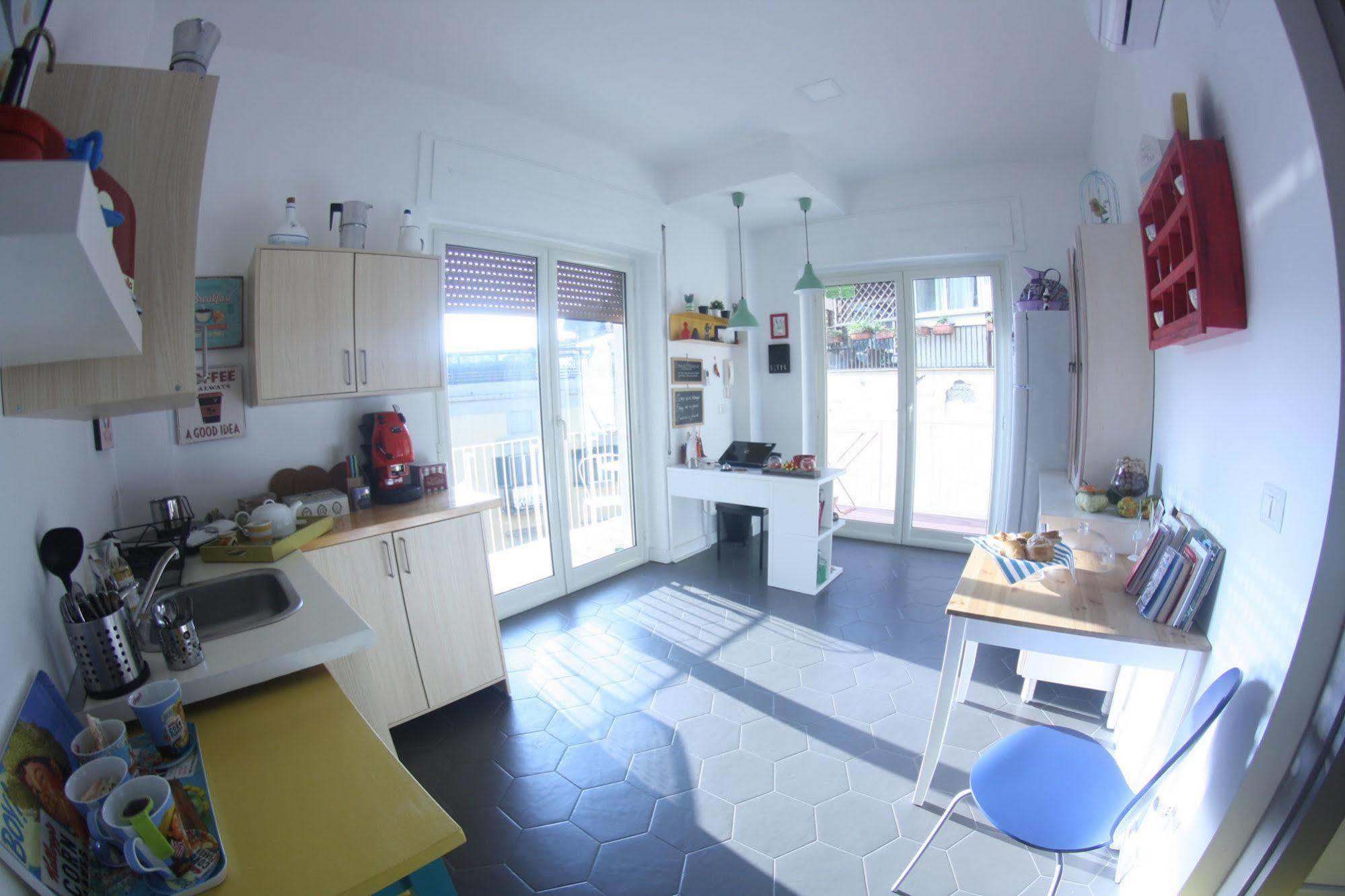 B&B Sirena Partenope Napoli Bagian luar foto