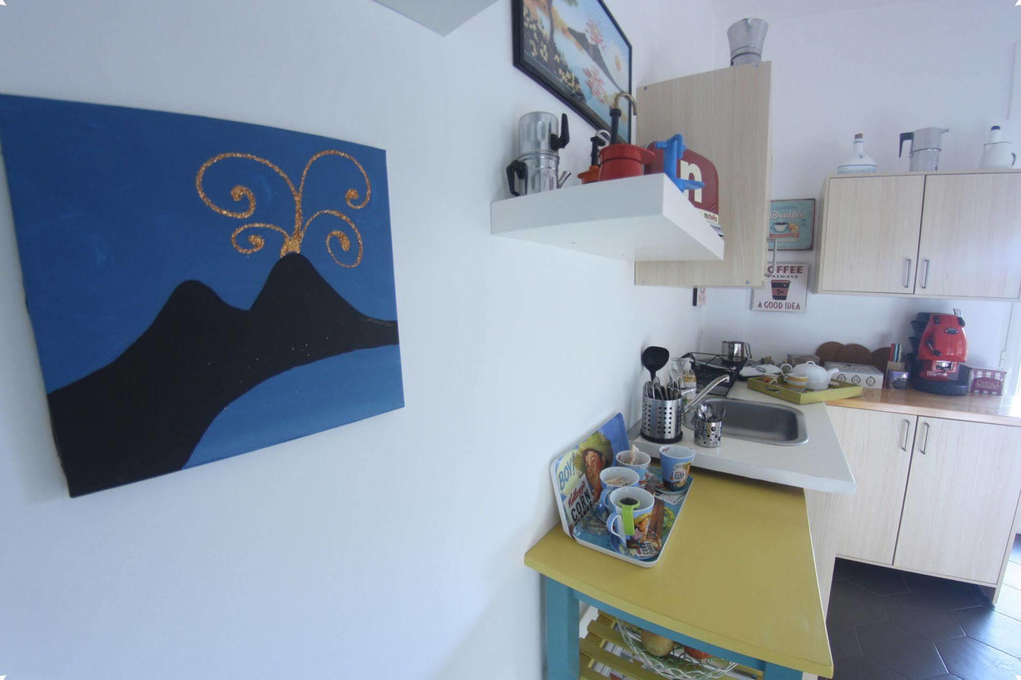 B&B Sirena Partenope Napoli Bagian luar foto